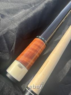 Brand New Wrapless Giuli Custom pool Cue, Wrapless Stick With Turquoise Inlay