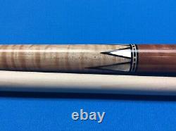 Custom HANDCRAFTED Serial Numbered Pool Cue by AA Custom Cues (AA 2104)