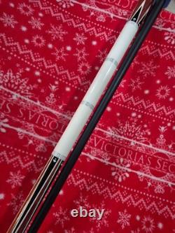 Lucasi Custom Carbon Fiber Pool Cue Stick