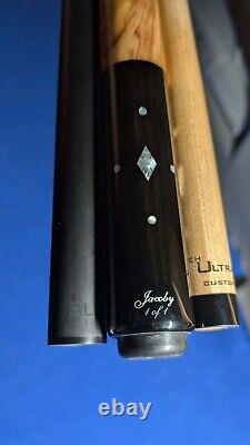 One Of A Kind David Jacoby Custom Pool Cue With Two Shafts 18.50oz 12.30mm