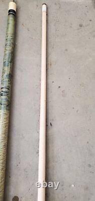 VINTAGE Golden Shark Pinnacle Custom Crafted Pool Cue