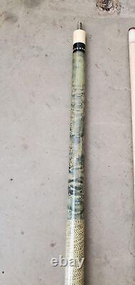 VINTAGE Golden Shark Pinnacle Custom Crafted Pool Cue