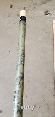 VINTAGE Golden Shark Pinnacle Custom Crafted Pool Cue